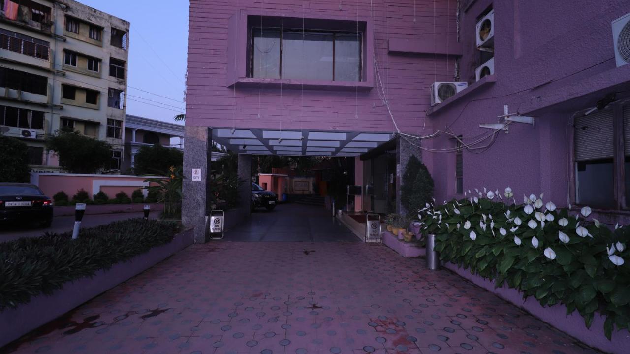 Hotel Sun Green Bhubaneswar Exteriör bild
