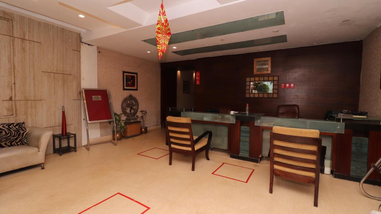 Hotel Sun Green Bhubaneswar Exteriör bild